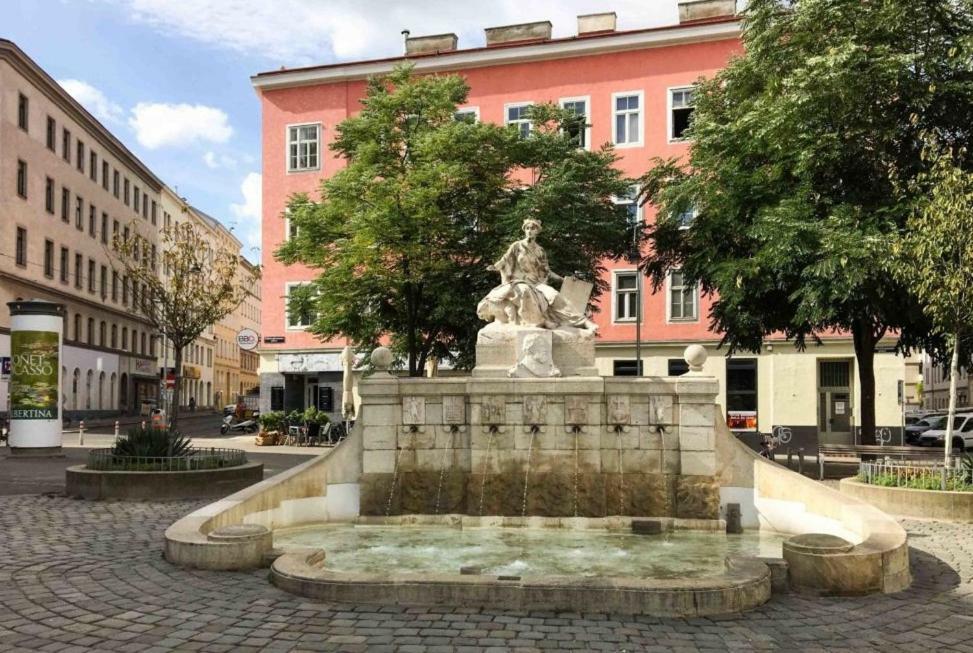 Jungle Apartment Vienna Self Check-In Bagian luar foto
